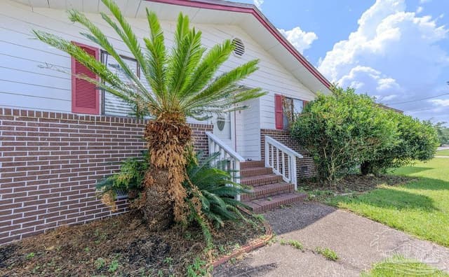 740 Maple Woods Cir, Pensacola FL 32534 photo 8