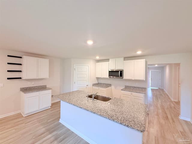 9309 Tara Cir, Milton FL 32583 photo 2