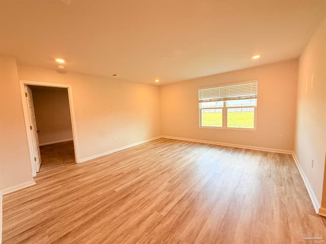 9309 Tara Cir, Milton FL 32583 photo 12
