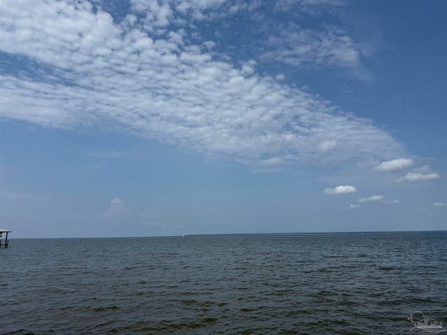 973 Dolphin Rd, Milton FL 32583 photo 6