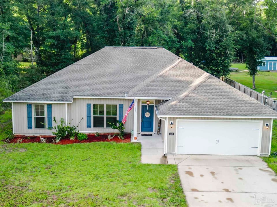 5682 Forest Hills Ln, Milton FL 32570 photo 1