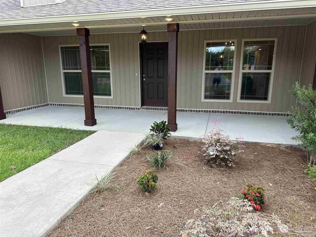 5177 Barnett Rd, Pace FL 32571 photo 2