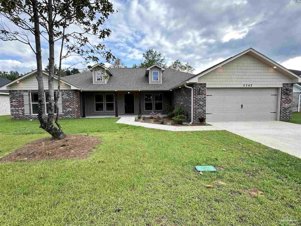 5177 Barnett Rd, Pace FL 32571 photo 1