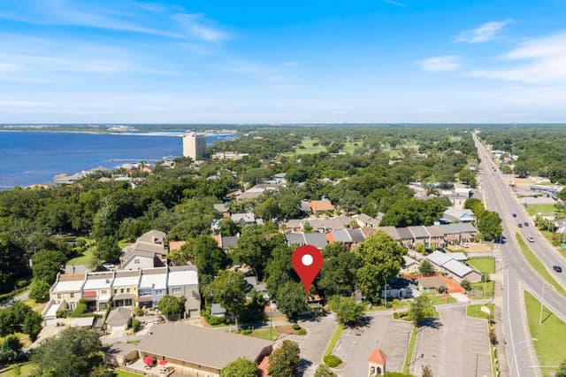 7 Broadmoor Ln, Pensacola FL 32507 photo 9