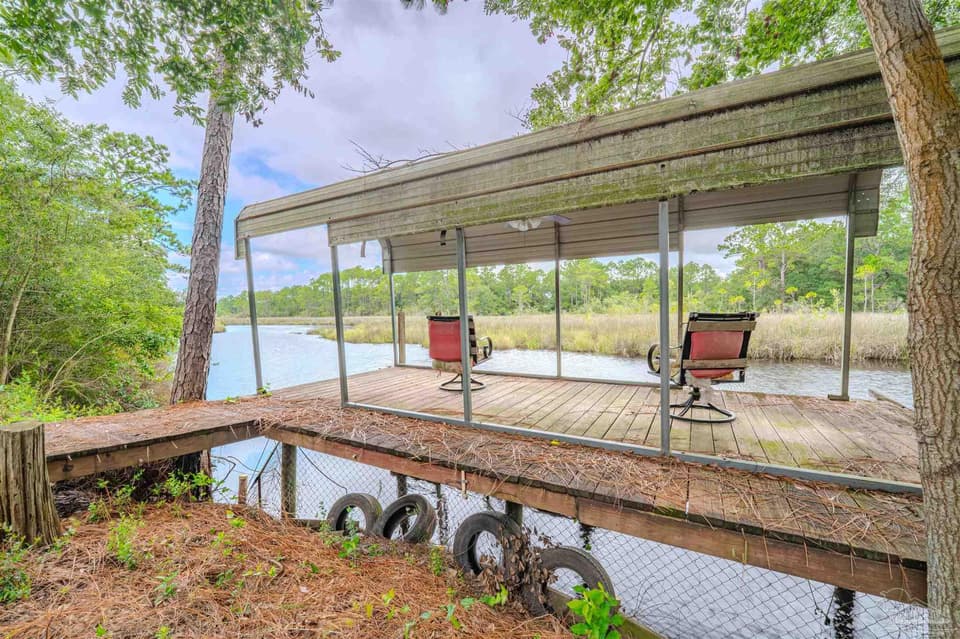 5652 Ruth Ct, Milton FL 32583 photo 1