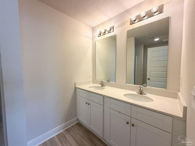 3997 Pendragon Cir, Milton FL 32583 photo 13