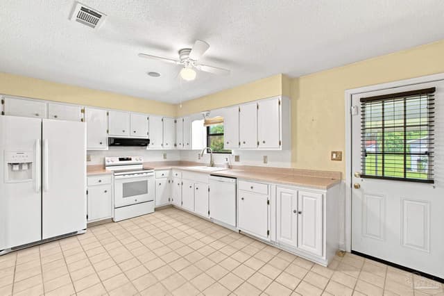6639 Chicago Ave, Pensacola FL 32526 photo 9