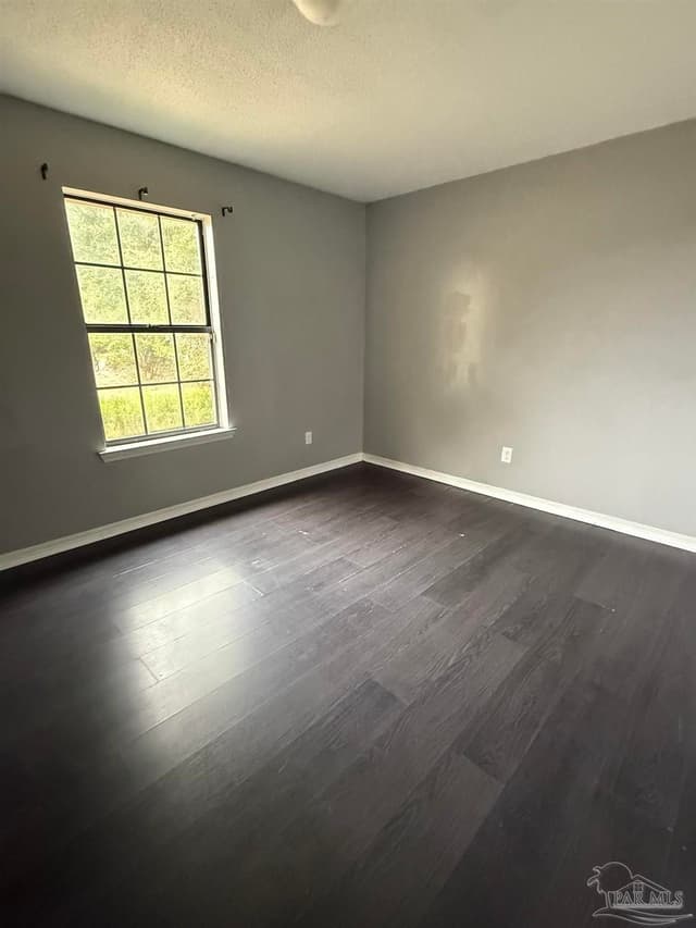 5748 Princeton Dr, Pensacola FL 32526 photo 8