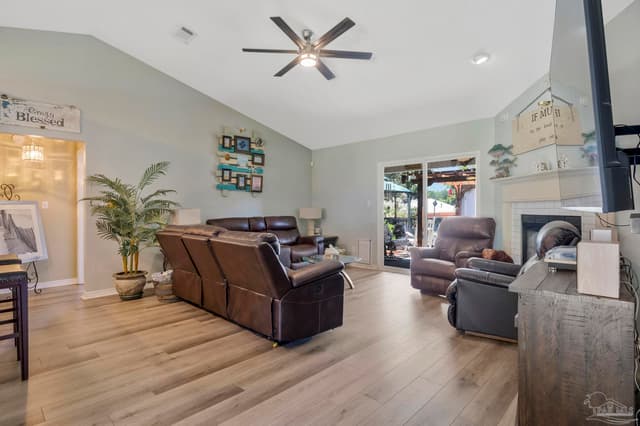 6716 Hallendale Dr, Pensacola FL 32526 photo 14