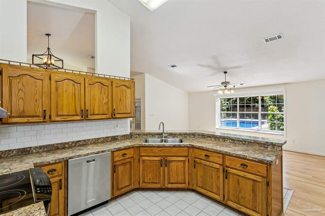4166 Ermine Ln, Milton FL 32583 photo 22