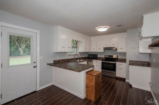 4808 Patriot Dr, Pace FL 32571 photo 8