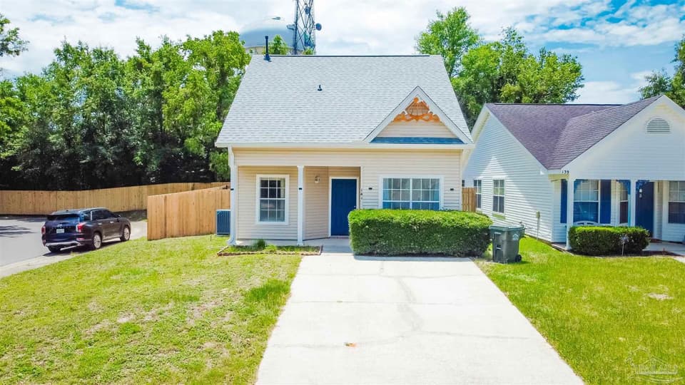 141 Wildflower Ln, Pensacola FL 32514 photo 1