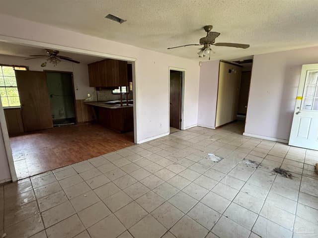 442 Robinson St, Atmore AL 36502 photo 7