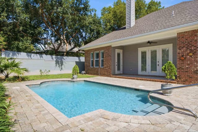 1407 E Hernandez St, Pensacola FL 32503 photo 3