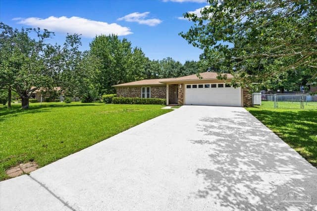4657 Laquinta Ct, Pace FL 32571 photo 2