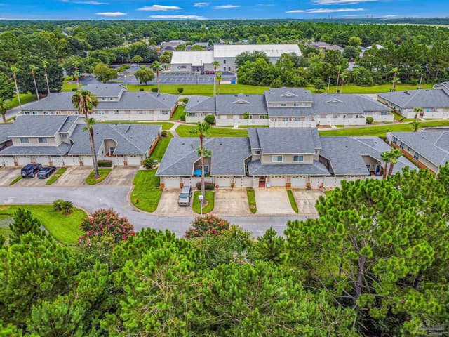 501 Cotton Creek Dr # 302, Gulf Shores AL 36542 photo 2