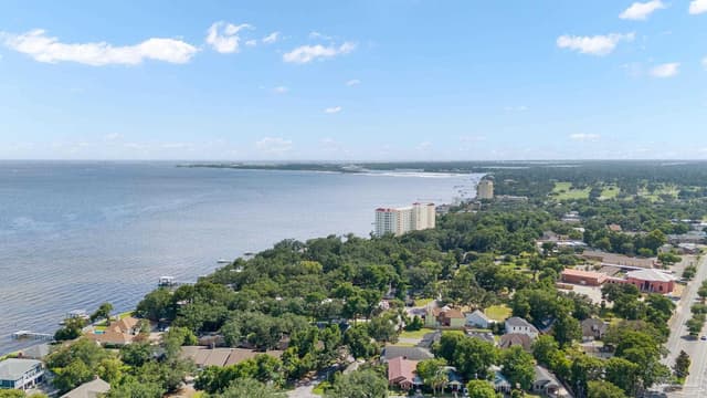 411 Bayshore Dr # B, Pensacola FL 32507 photo 56