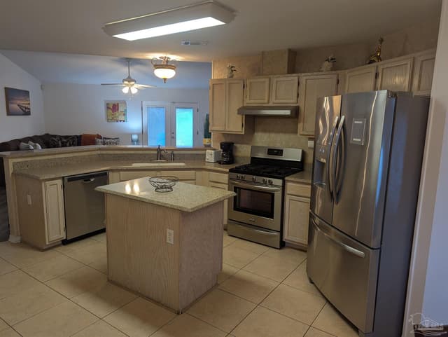 4009 Shorewood Dr, Pensacola FL 32507 photo 5