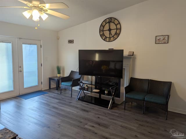 4009 Shorewood Dr, Pensacola FL 32507 photo 4