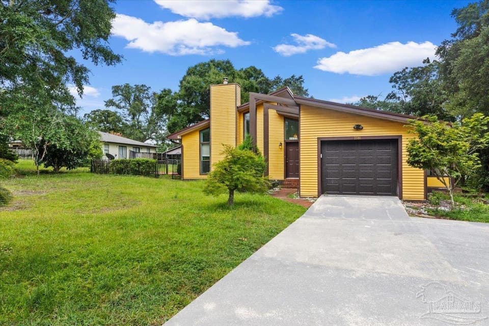 2381 Le Ruth Dr, Pensacola FL 32514 photo 1