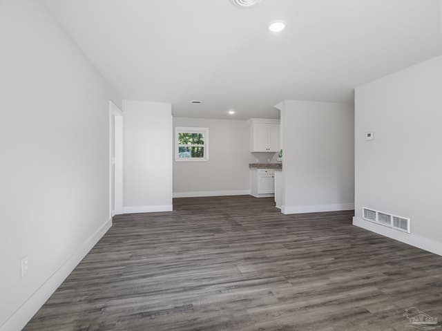 6019 Judy Dr, Milton FL 32570 photo 8