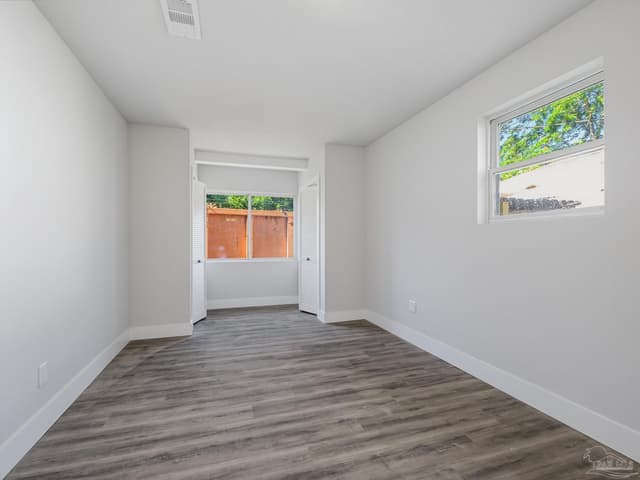6426 Julia Dr, Milton FL 32570 photo 11