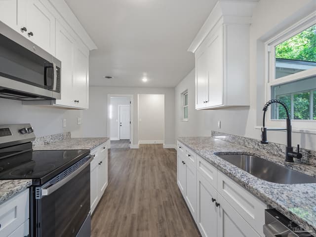 6426 Julia Dr, Milton FL 32570 photo 8