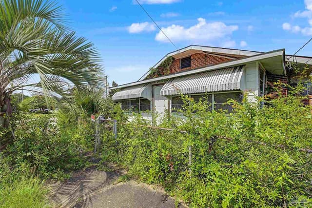 2120 N 8th Ave, Pensacola FL 32503 photo 2