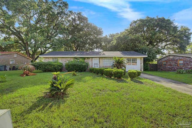 7231 Chapel St, Pensacola FL 32504 photo 2