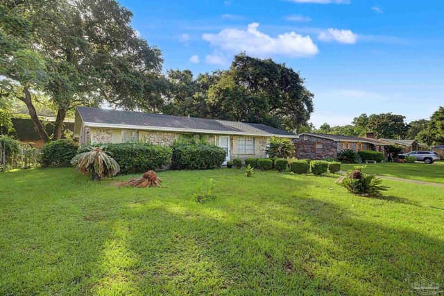 7231 Chapel St, Pensacola FL 32504 photo 3