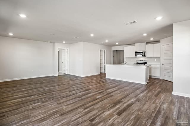 325 Makaira Dr, Cantonment FL 32533 photo 4