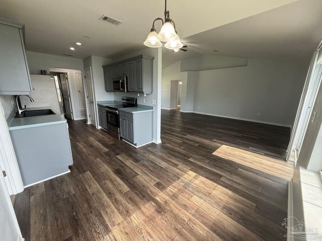 2111 Coral Creek Dr, Pensacola FL 32506 photo 7
