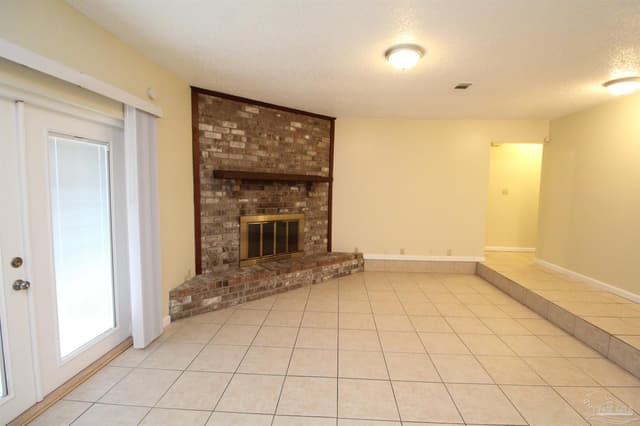 7859 Bay Meadows Dr, Pensacola FL 32507 photo 4