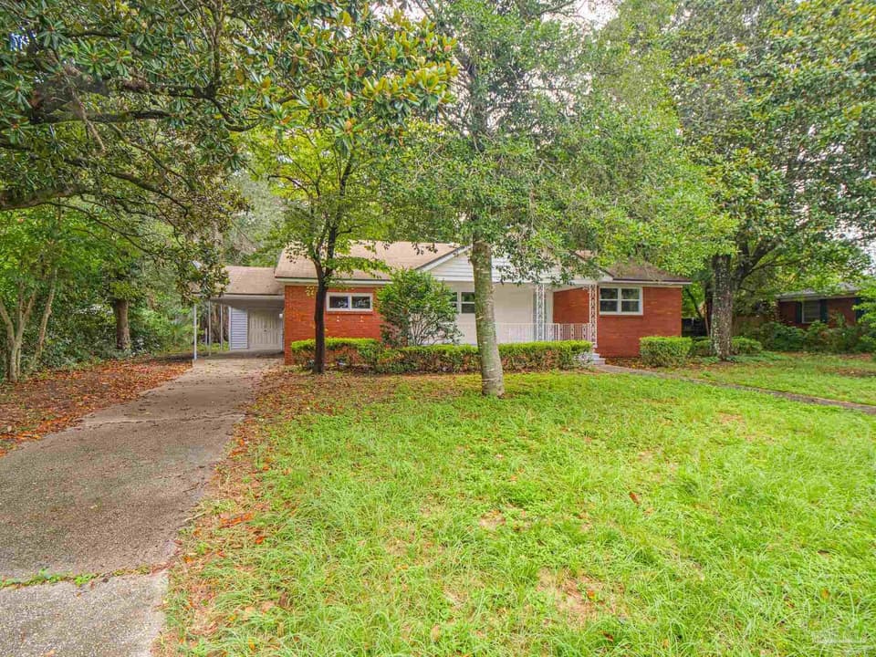 2014 University St, Pensacola FL 32504 photo 1