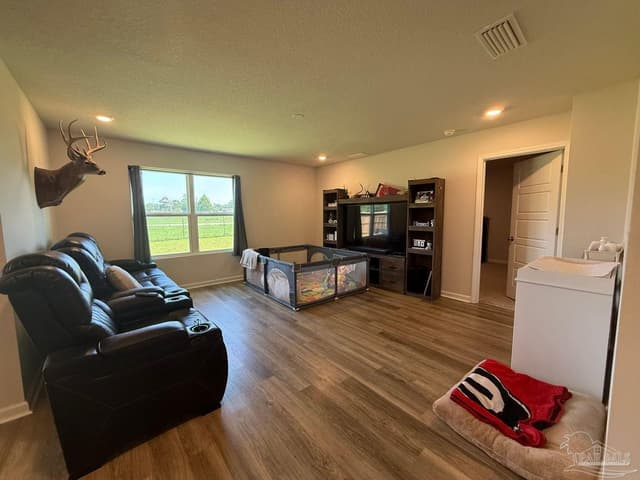 9732 Angel Oak Dr, Pensacola FL 32526 photo 13