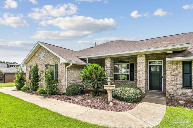 3055 Wallace Lake Rd, Pace FL 32571 photo 2