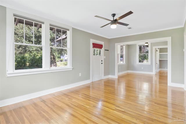 300 S 2nd St, Pensacola FL 32507 photo 5