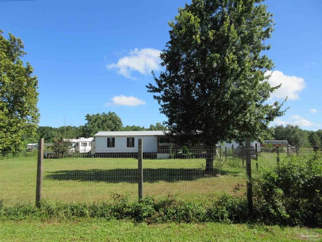 9465 Hay Meadow Rd, Milton FL 32583 photo 2