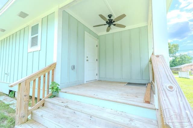 512 Fitzgerald St, Pensacola FL 32505 photo 9