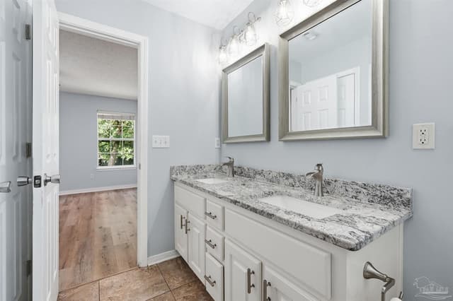 7317 Westminster Dr, Navarre FL 32566 photo 20