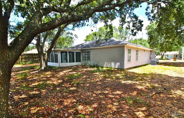 8137 Fourth St, Navarre FL 32566 photo 23