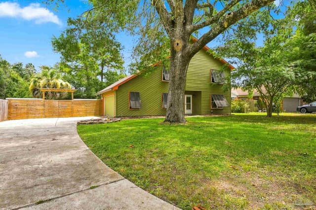 4180 Monteigne Dr, Pensacola FL 32504 photo 2
