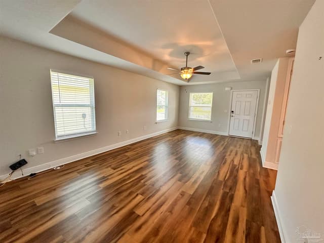 7034 Sonny Dr, Pensacola FL 32504 photo 2
