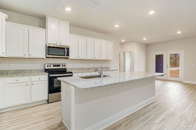 5680 Grit St, Milton FL 32570 photo 9
