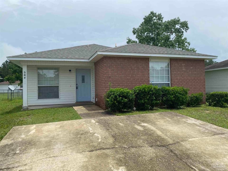 504 Wood Crest Way, Pensacola FL 32506 photo 1