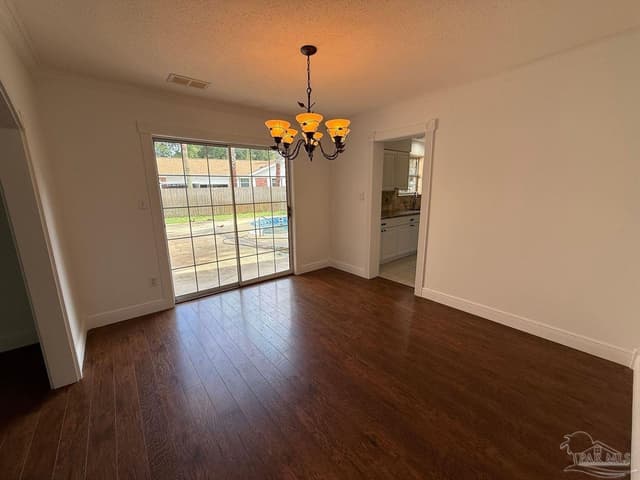 905 Poinciana Dr, Gulf Breeze FL 32561 photo 9