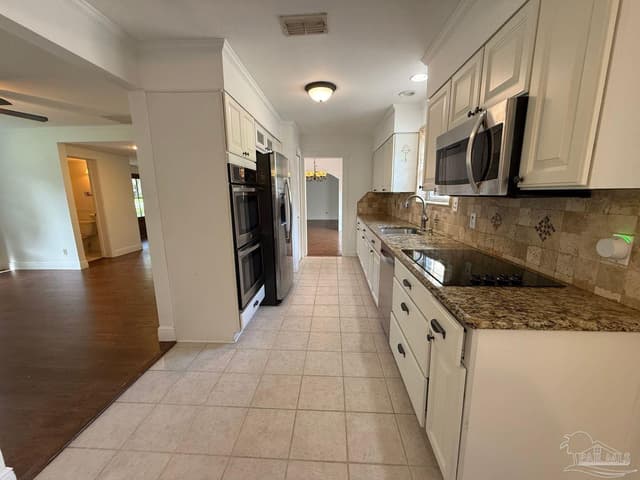 905 Poinciana Dr, Gulf Breeze FL 32561 photo 11
