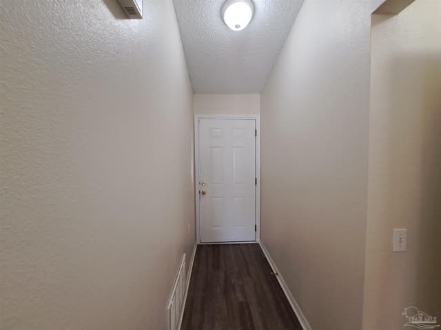 8069 Stonebrook Dr, Pensacola FL 32514 photo 2