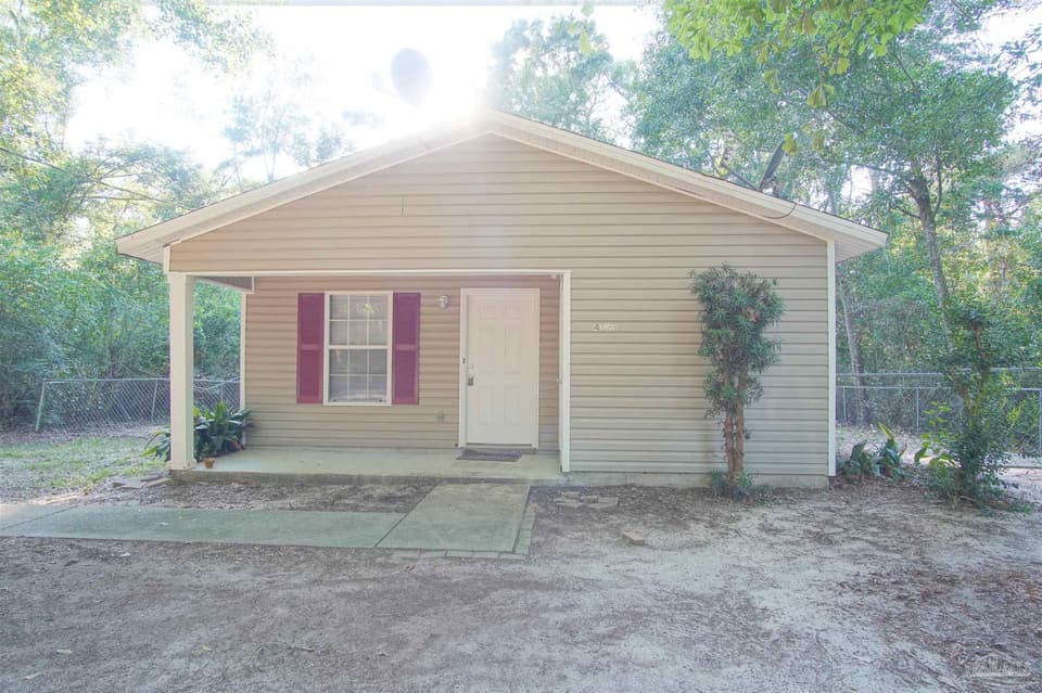 4121 Woodfin Cir, Pace FL 32571 photo 1