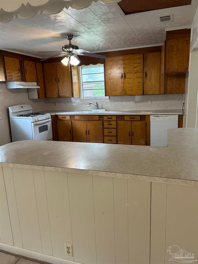 4040 Wilkes St, Pace FL 32571 photo 9